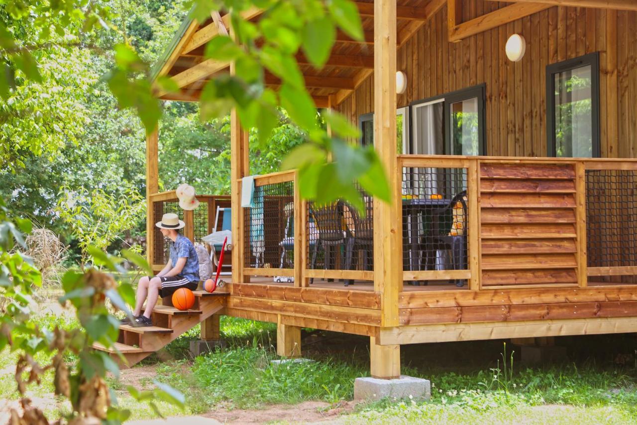 Camping Paradis Le Rocher De La Granelle เลอบูก ภายนอก รูปภาพ